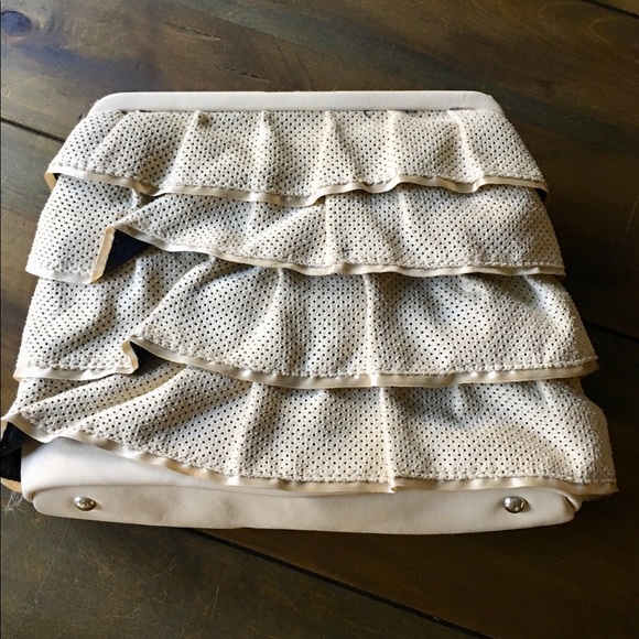 Bcbgeneration vintage cream ruffle mini bag - Picture 5 of 5